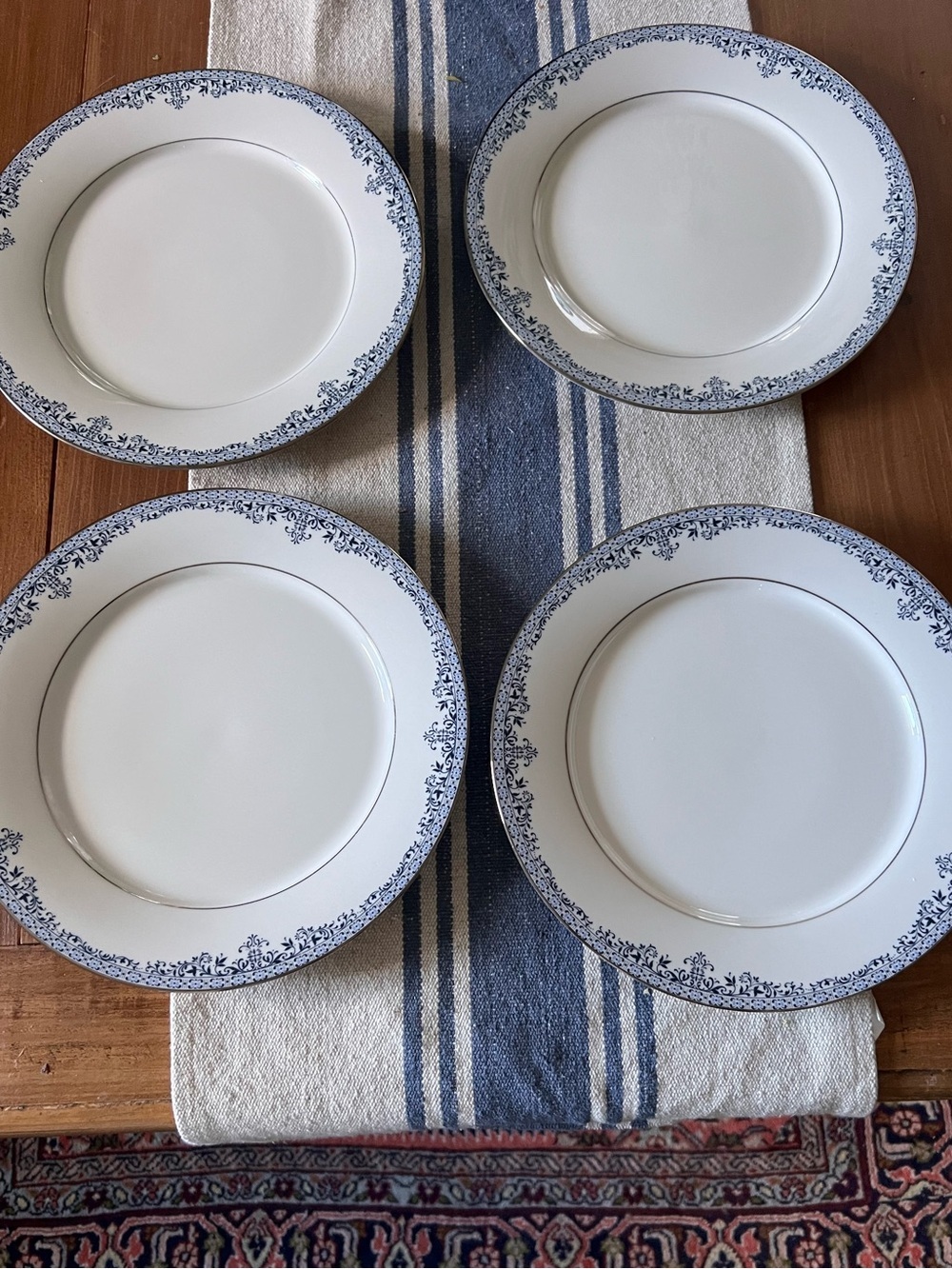 Noritake Ivory China Japan 7148 CHARLESTON 10 5/8" Dinner Plates - Set of 4